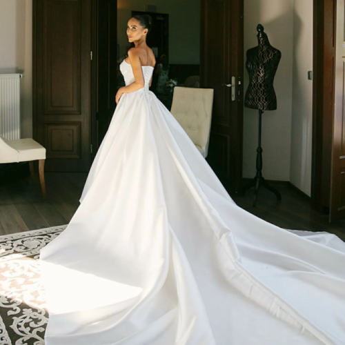 Chateau Appony bride