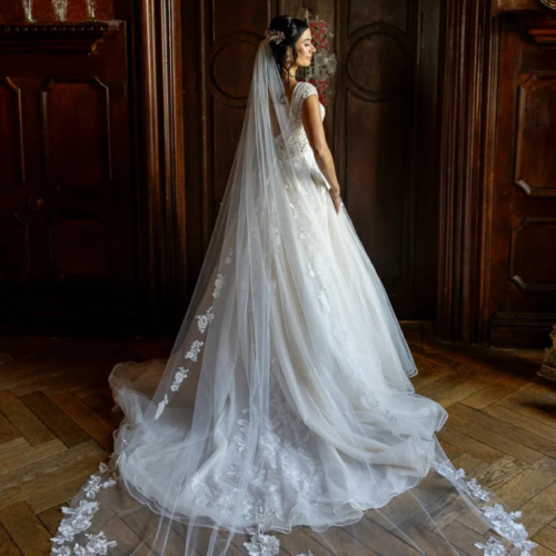 bride at Chateau Mcely