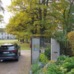 arriving at Chateau Mcely for a weekend castle tour