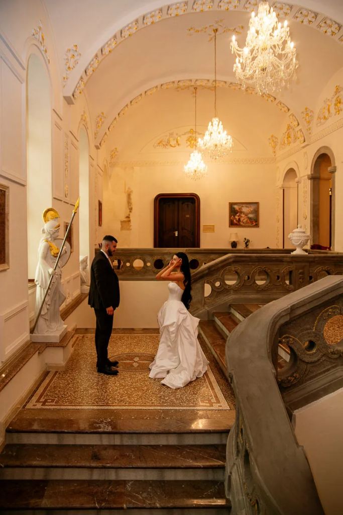 First Look on the grand staircase at Galicia Nueva Castle